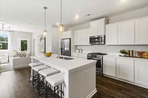 Kitchen - 606 Kay Dr, Easley, SC 29640 photo 1 of 3