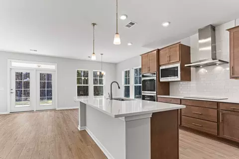 Kitchen - 1 Lanier Ct, Pooler, GA 31322 photo 3 of 9