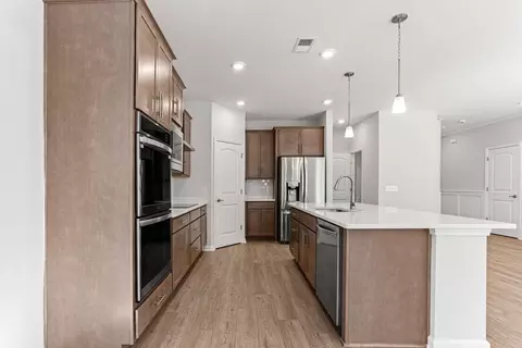 Kitchen - 1 Lanier Ct, Pooler, GA 31322 photo 2 of 9