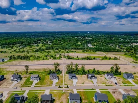 View/Area - Texas Dr, Kalamazoo, MI 49009 photo 15 of 17