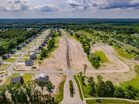 View/Area - Texas Dr, Kalamazoo, MI 49009 photo 2 of 17