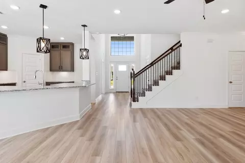 Entry Way - 5016 Acadia Loop, Bryan, TX 77845 photo 7 of 12