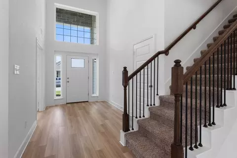 Entry Way - 5016 Acadia Loop, Bryan, TX 77845 photo 5 of 12