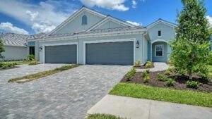 2328 Blue Mahoe Ln, Lakewood Ranch, FL 34240