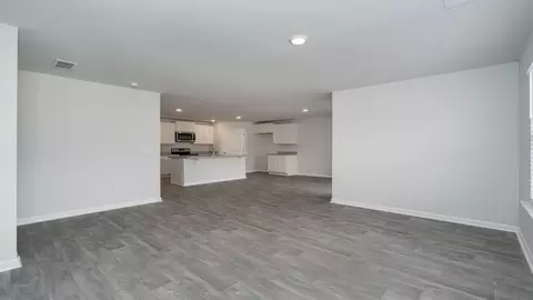 Living - 760 Twinstead Rd SW, Supply, NC 28462 photo 5 of 7