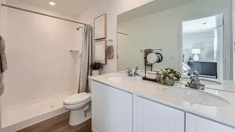 Bath - 5276 E 146th Ct, Thornton, CO 80602 photo 1 of 4