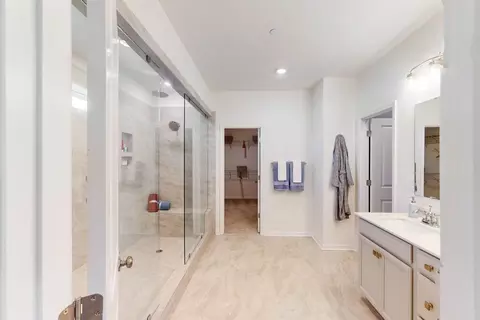 Bath - 2820 Pinecliff Dr, Concord, NC 28027 photo 1 of 1