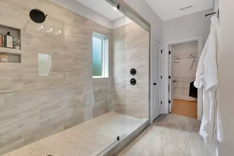 Bath - 2820 Pinecliff Dr, Concord, NC 28027 photo 1 of 1