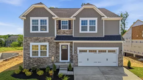 7011 Jones Ln, Mars, PA 16046
