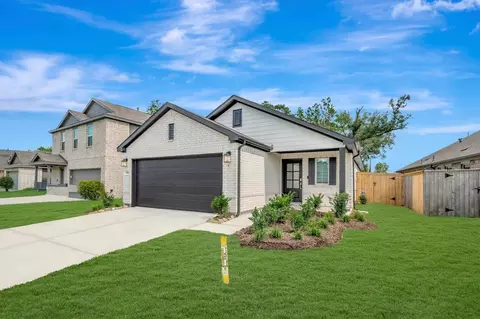 22696 Hackberry Leaf Dr, New Caney, TX 77357