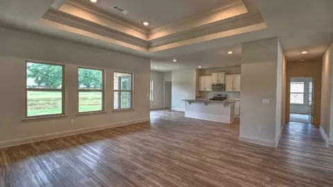 Living - 123 Cornerstone Dr, Brandon, MS 39042 photo 1 of 4