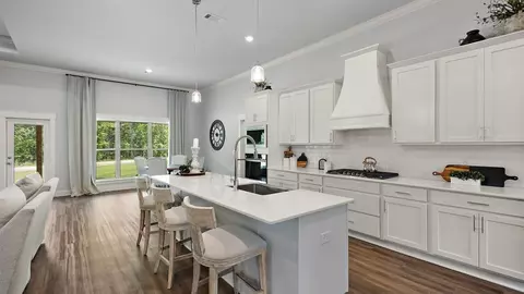 Kitchen - 123 Cornerstone Dr, Brandon, MS 39042 photo 2 of 5