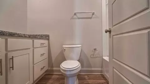 Entry Way - 123 Cornerstone Dr, Brandon, MS 39042 photo 4 of 6