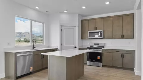 Kitchen - 2337 S 1230 W, Perry, UT 84302 photo 1 of 2