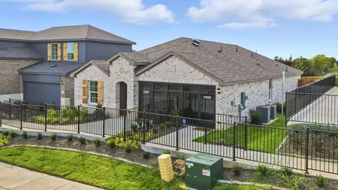 3120 Hilltop Dr, Sherman, TX 75090