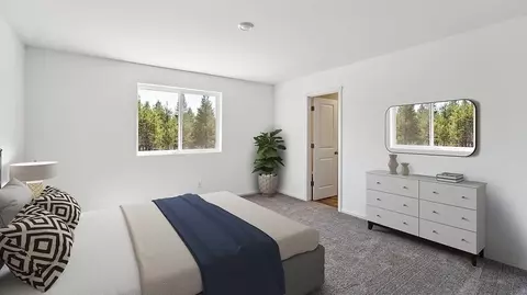 Bedroom - 16613 Blue Pine St, La Pine, OR 97739 photo 1 of 3