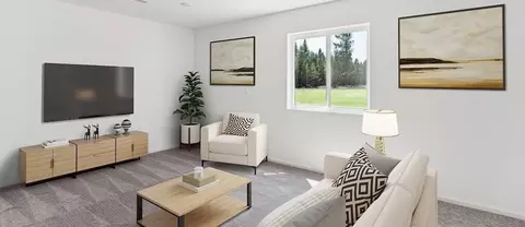 Living - 16613 Blue Pine St, La Pine, OR 97739 photo 1 of 3