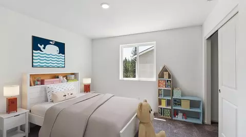 Bedroom - 16613 Blue Pine St, La Pine, OR 97739 photo 2 of 3
