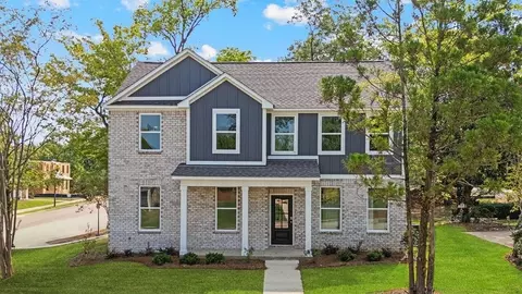 1705 Windsor Hill Ln, Montgomery, AL 36106
