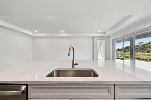 Kitchen - 3673 142nd Ter E, Parrish, FL 34219 photo 4 of 9