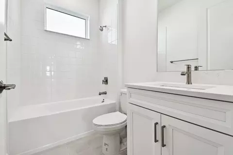Bath - 3673 142nd Ter E, Parrish, FL 34219 photo 7 of 7