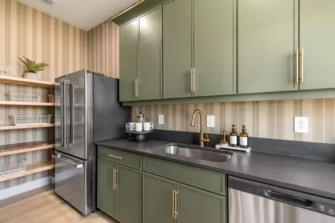 Kitchen - 17652 Cane Ave, Venice, FL 34293 photo 1 of 3