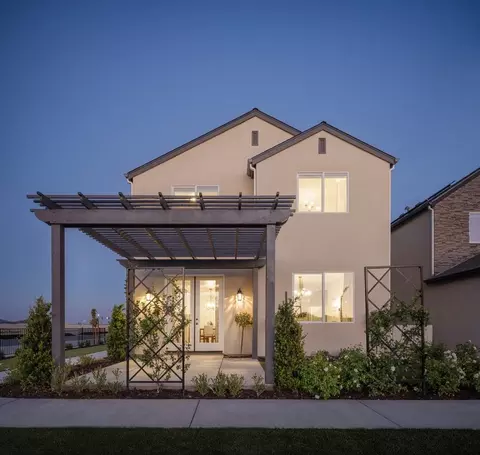 Exterior - 2914 Ruby Port St, Tulare, CA 93274 photo 7 of 7