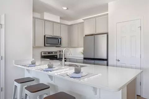 Kitchen - 33 Beach Palm Ct, Saint Augustine, FL 32086 photo 2 of 3