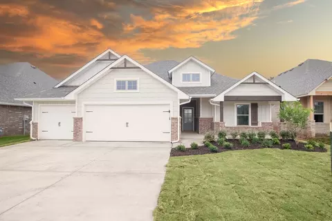 10237 Acorn Ridge Rd, Edmond, OK 73034
