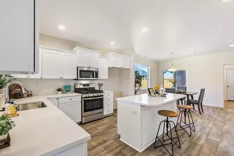 Kitchen - Strong Road, Spokane, WA 99208 photo 1 of 4