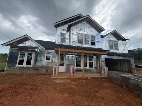 102 Hidden Fields Way, Hoschton, GA 30548
