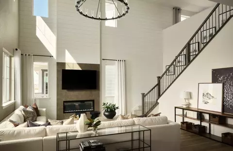 Living - 6891 Utica Ave, Longmont, CO 80504 photo 1 of 7