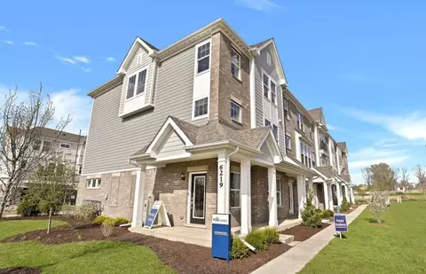 Summerhill Drive + Route 53, Woodridge, IL 60517