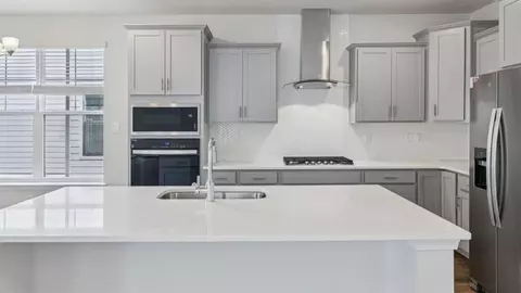 Kitchen - 456 Hanson St, Frederick, MD 21701 photo 2 of 11