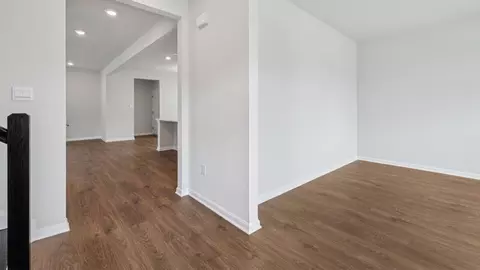 Entry Way - 456 Hanson St, Frederick, MD 21701 photo 2 of 7