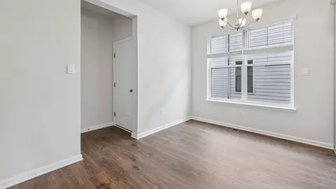 Entry Way - 456 Hanson St, Frederick, MD 21701 photo 5 of 7