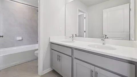 Bath - 456 Hanson St, Frederick, MD 21701 photo 6 of 15