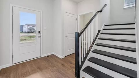 Entry Way - 456 Hanson St, Frederick, MD 21701 photo 1 of 7