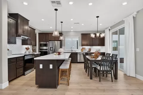 Kitchen - 3916 Currant St, Placer One, CA 95747 photo 9 of 30