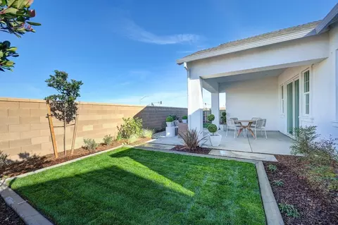 Exterior - 3916 Currant St, Placer One, CA 95747 photo 6 of 10