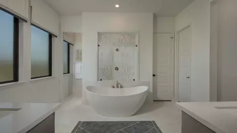 Bath - 324 Melody Rd, Lockhart, TX 78644 photo 1 of 1