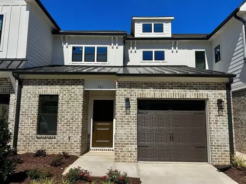 261 Periwinkle Pl #202, Clayton, NC 27527