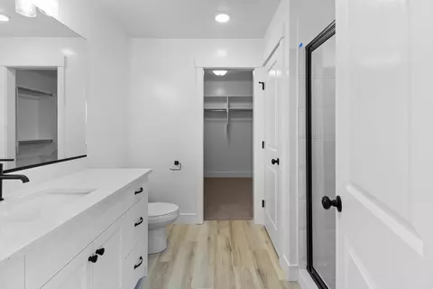 Bath - 574 N 600 W, Smithfield, UT 84335 photo 1 of 2