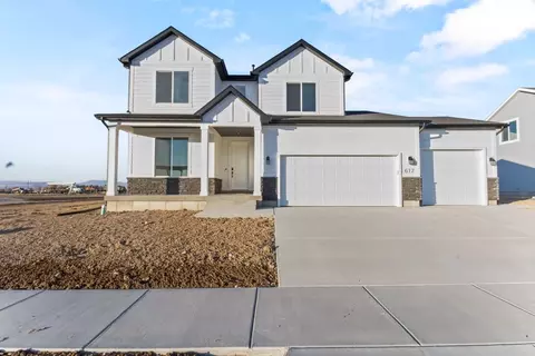 Exterior - 574 N 600 W, Smithfield, UT 84335 photo 3 of 15