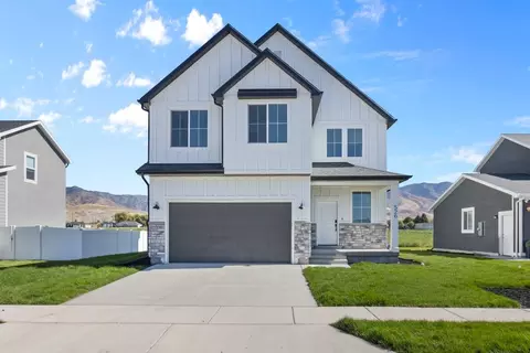 Exterior - 574 N 600 W, Smithfield, UT 84335 photo 12 of 15