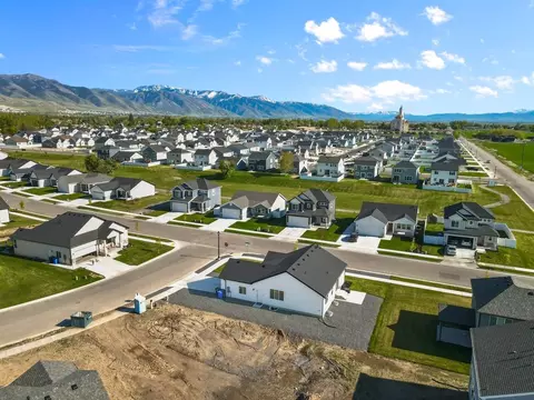 View/Area - 574 N 600 W, Smithfield, UT 84335 photo 3 of 10