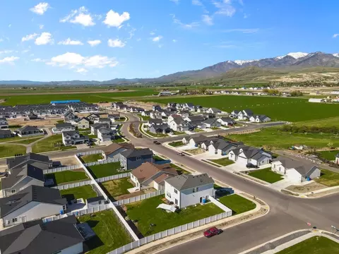 View/Area - 574 N 600 W, Smithfield, UT 84335 photo 5 of 10