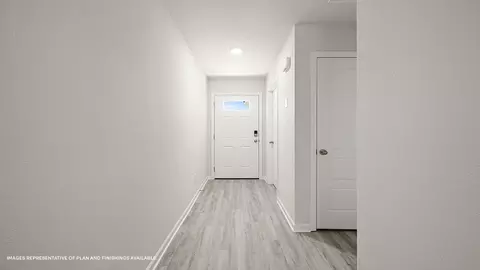 Entry Way - 24739 Berry Ridge Ln, Springfield, LA 70462 photo 1 of 2