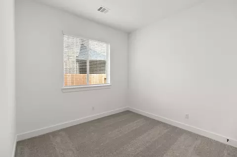 Bedroom - 709 Rustic Ridge Dr, Lavon, TX 75166 photo 3 of 10