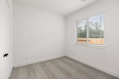 Bedroom - 709 Rustic Ridge Dr, Lavon, TX 75166 photo 4 of 10